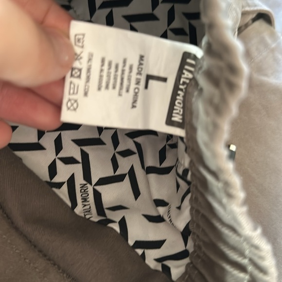 3/$30 Italy Morn Cargo Joggers Men Khaki Casual, Large - Picture 6 of 11